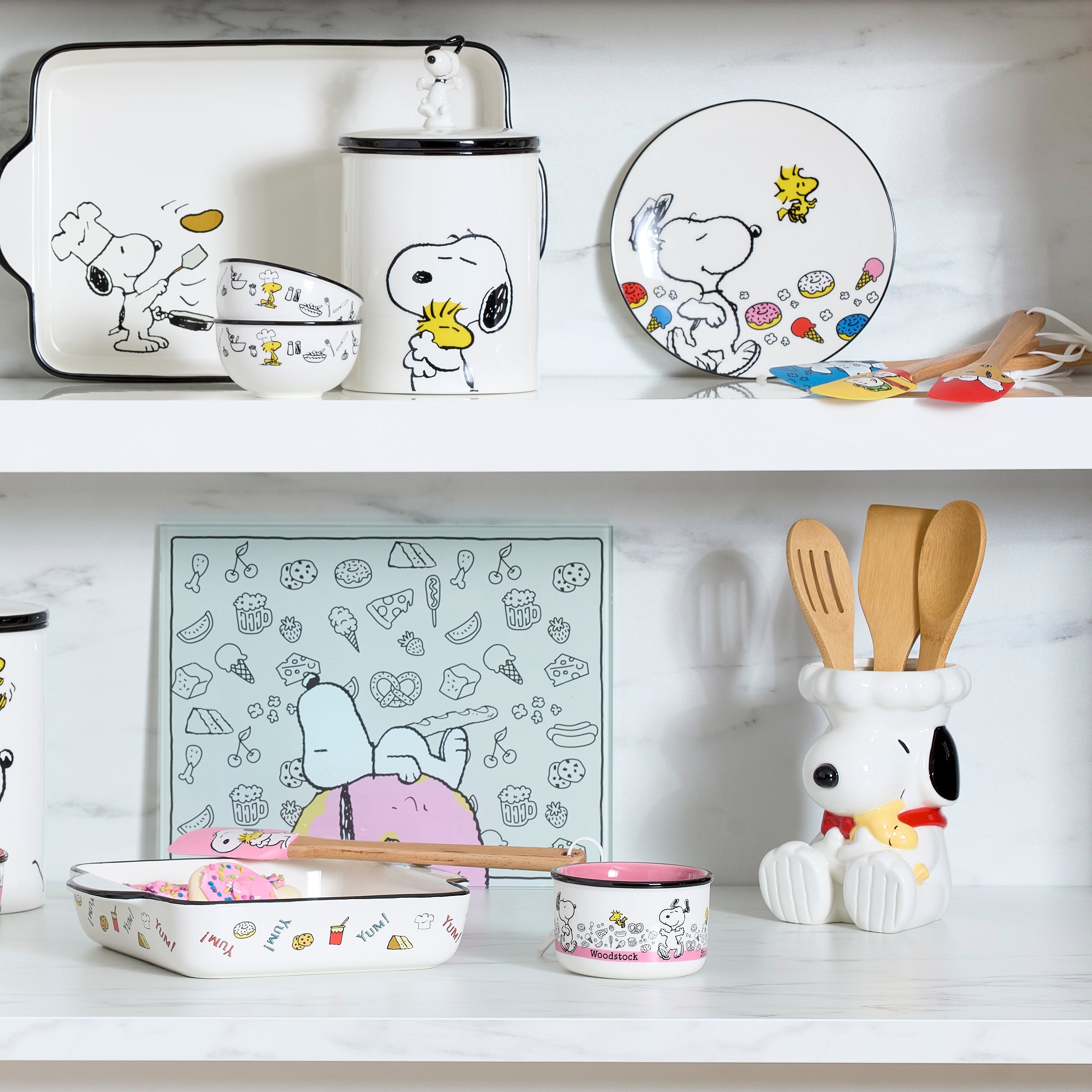 Chef Snoopy Figural Utensil Crock 4 Piece Set - Image 3