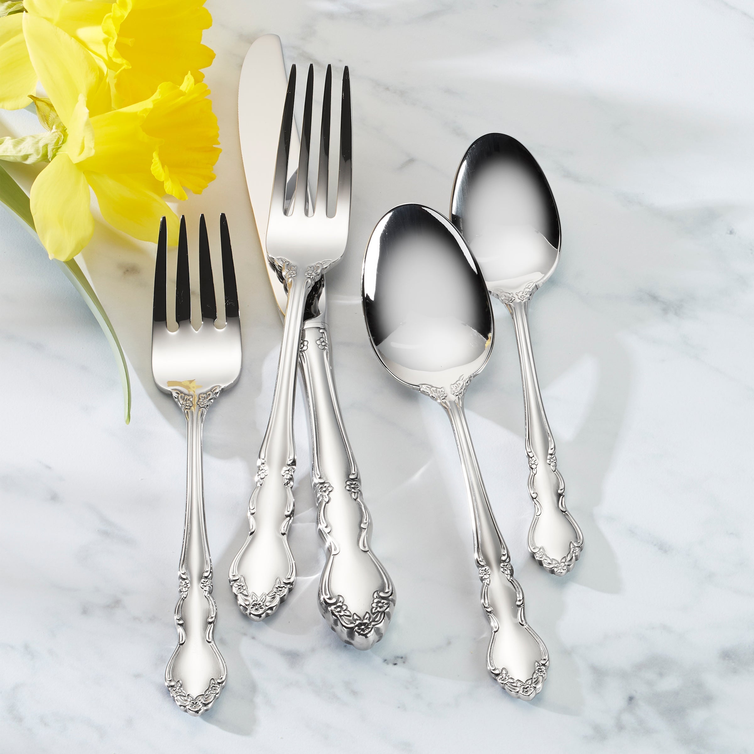 Alternative view of Dover 20 Piece Flatware Set