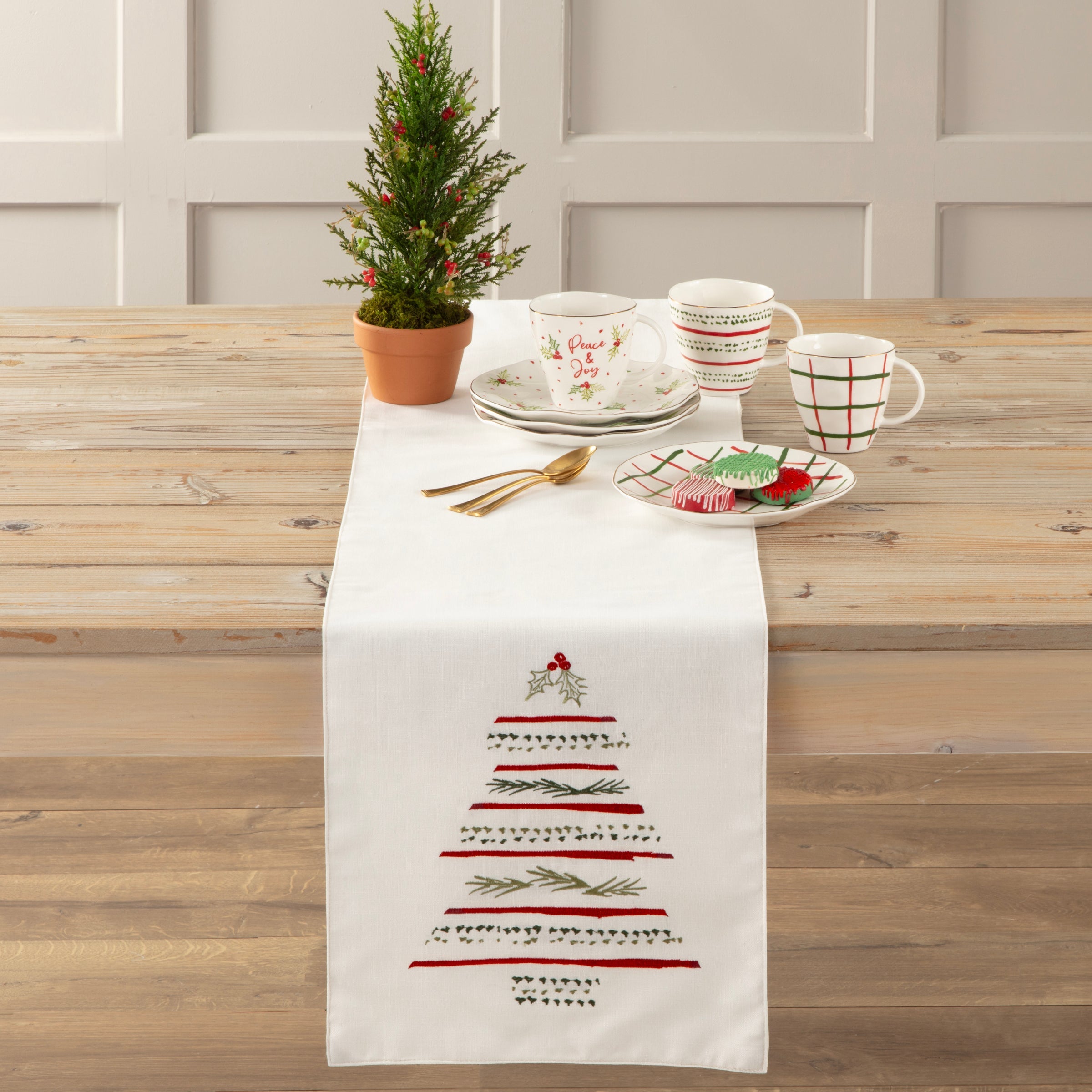 Alternative view of Bayberry Tree 14X72 Table Runner