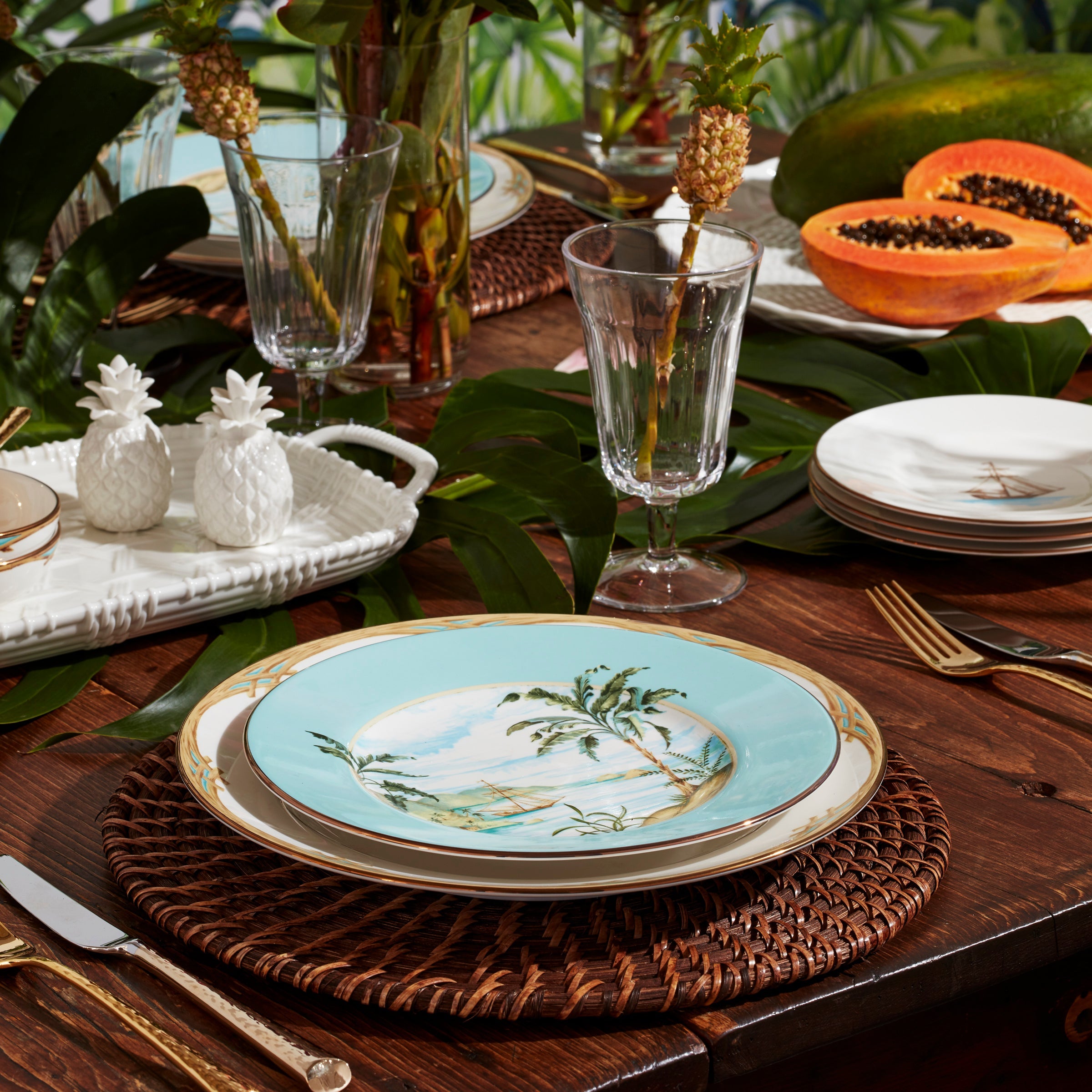 British Colonial Tradewind Accent Plate - Image 6