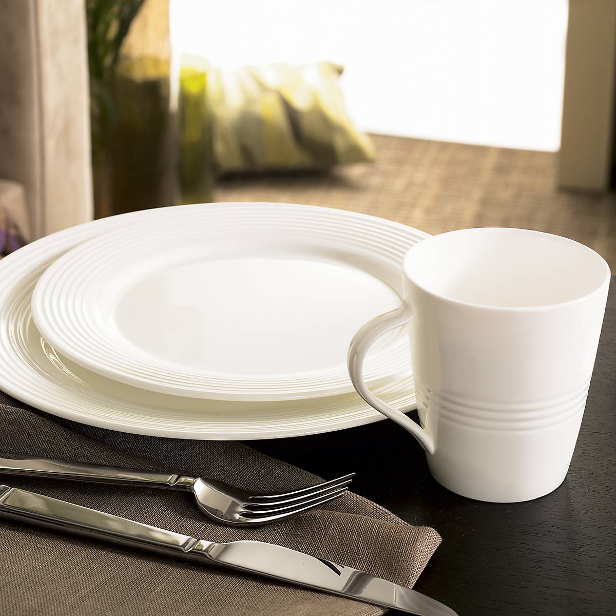 Tin Can Alley Seven Degree 12 Piece Dinnerware Set - Image 2