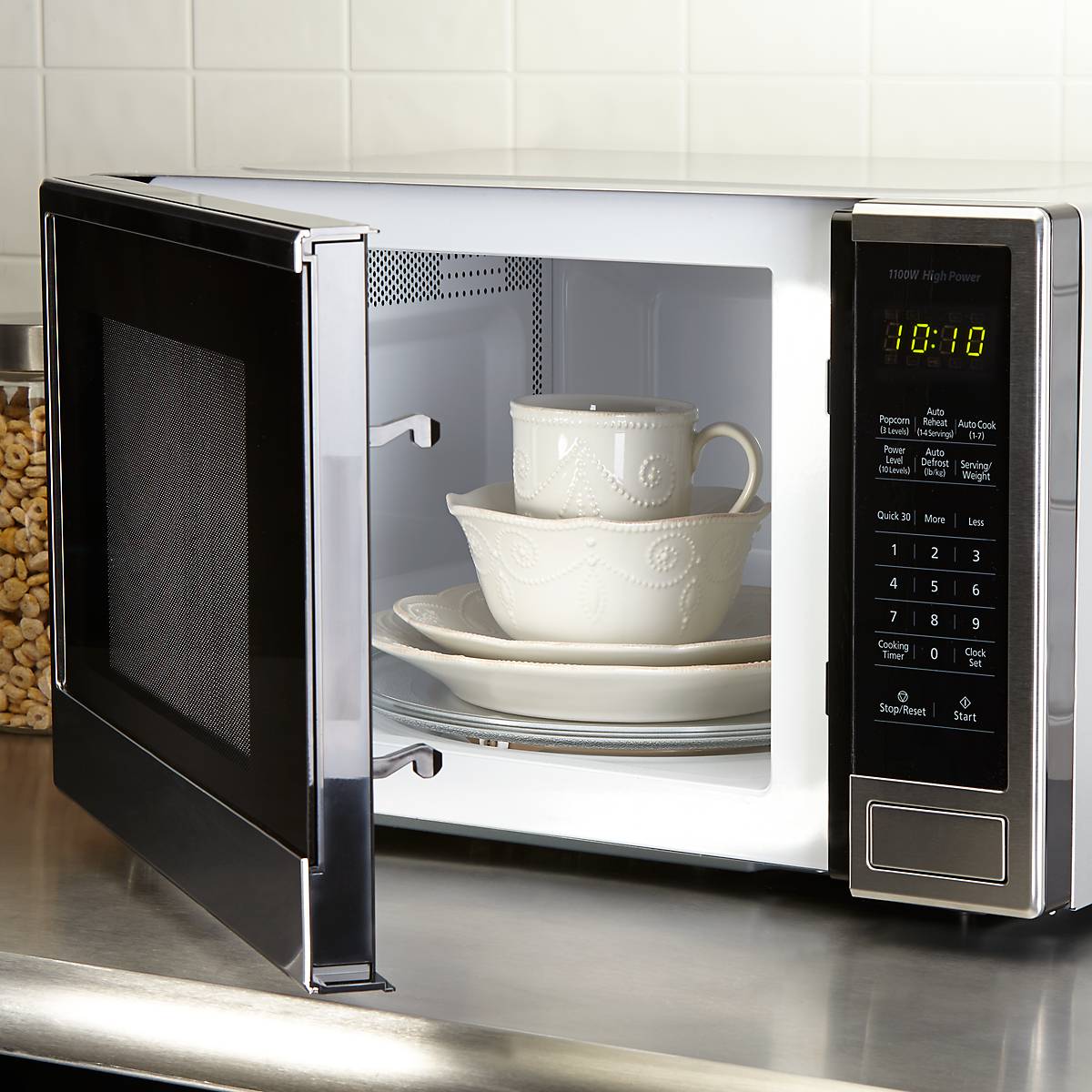 French Perle White 4 Piece Place Setting - Image 5