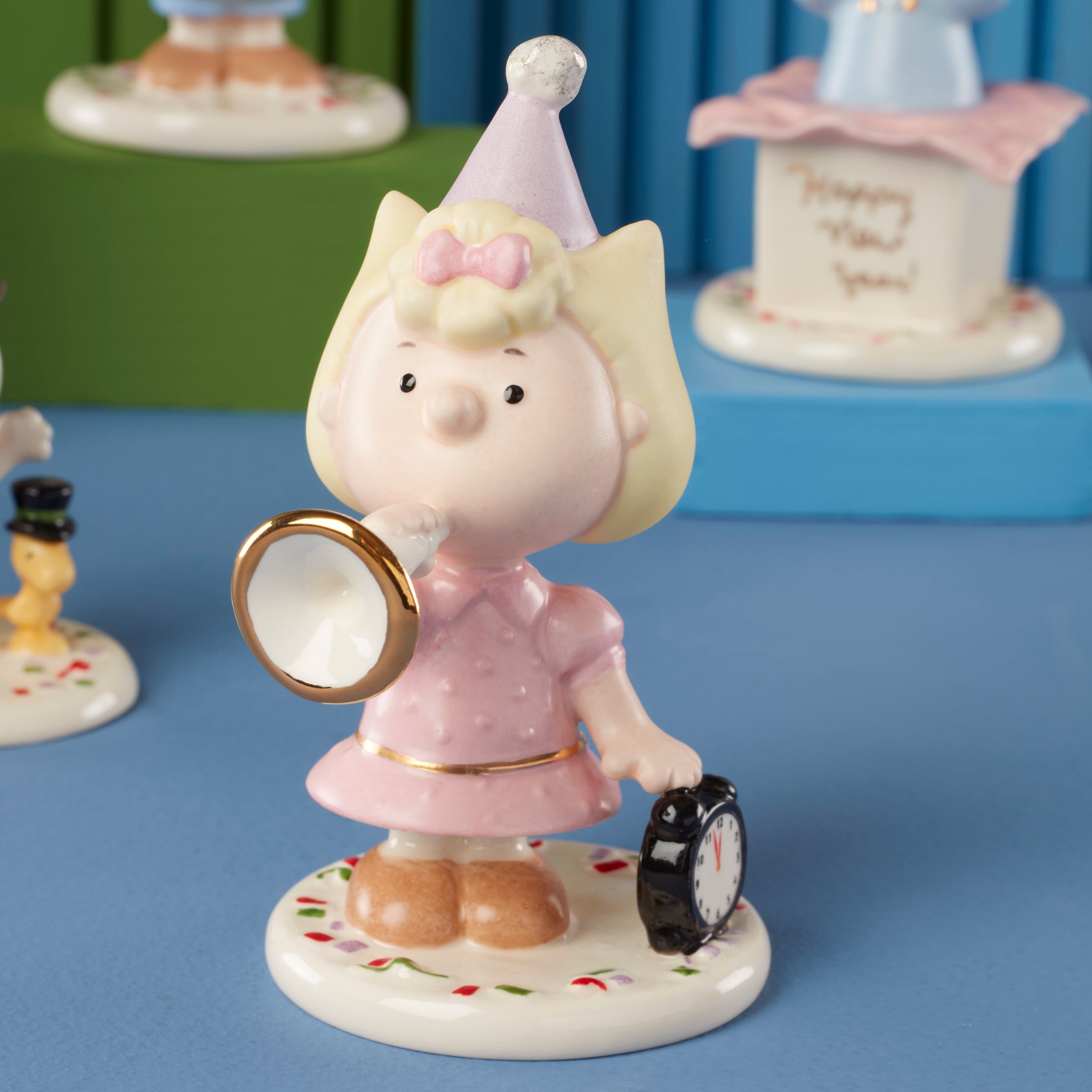 Peanuts 5 Piece New Year Figurine Set - Image 4