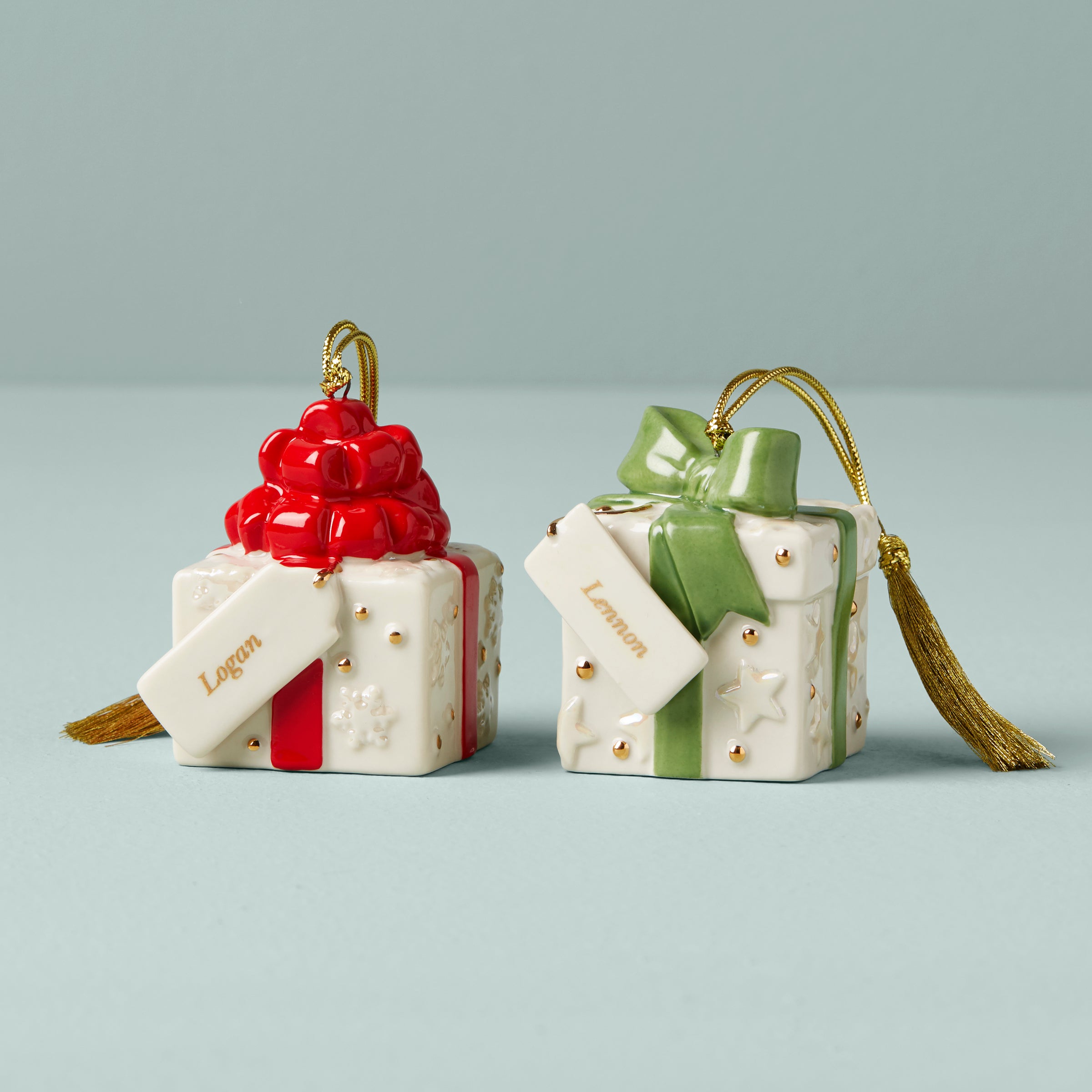 Personalized Presents 2 Piece Ornament Set