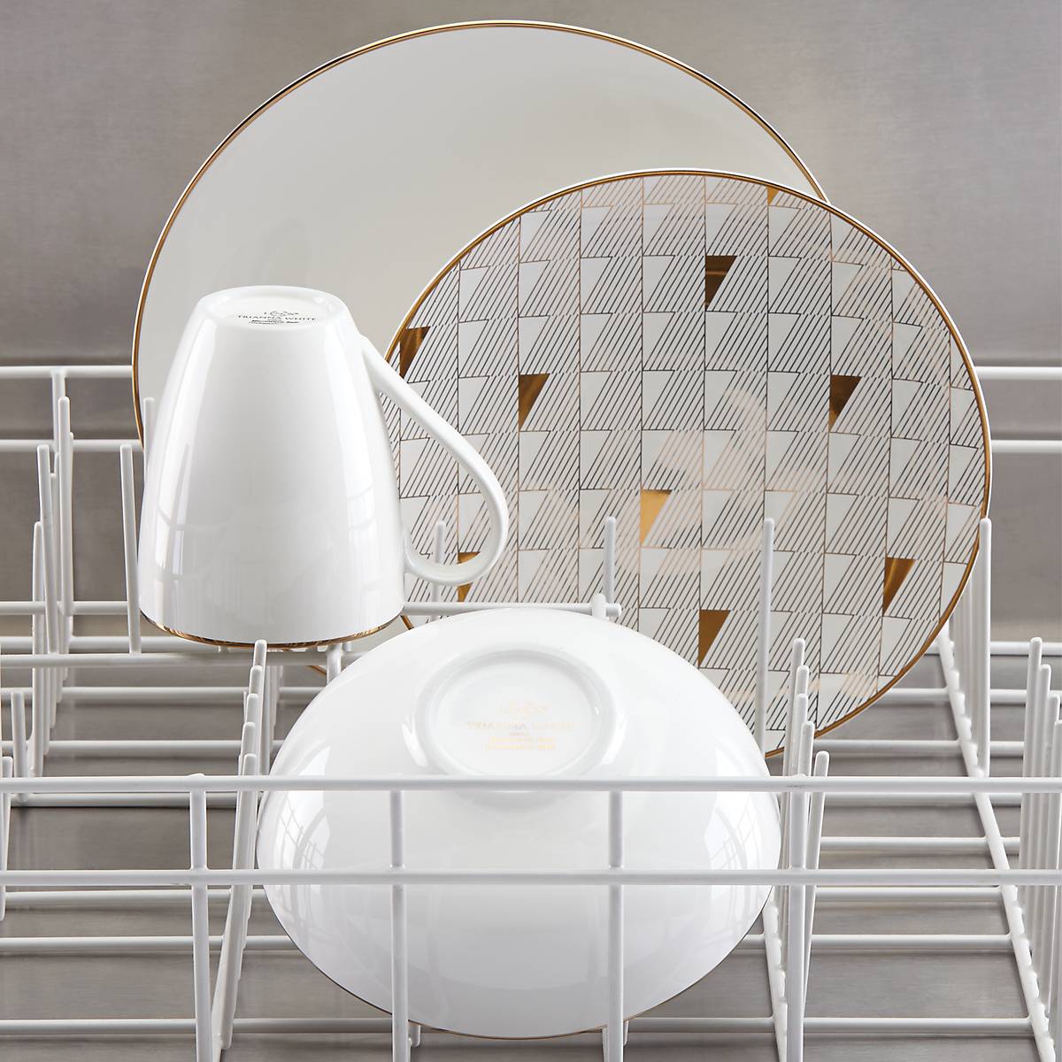 Alternative view of Trianna White 4 Piece Place Setting