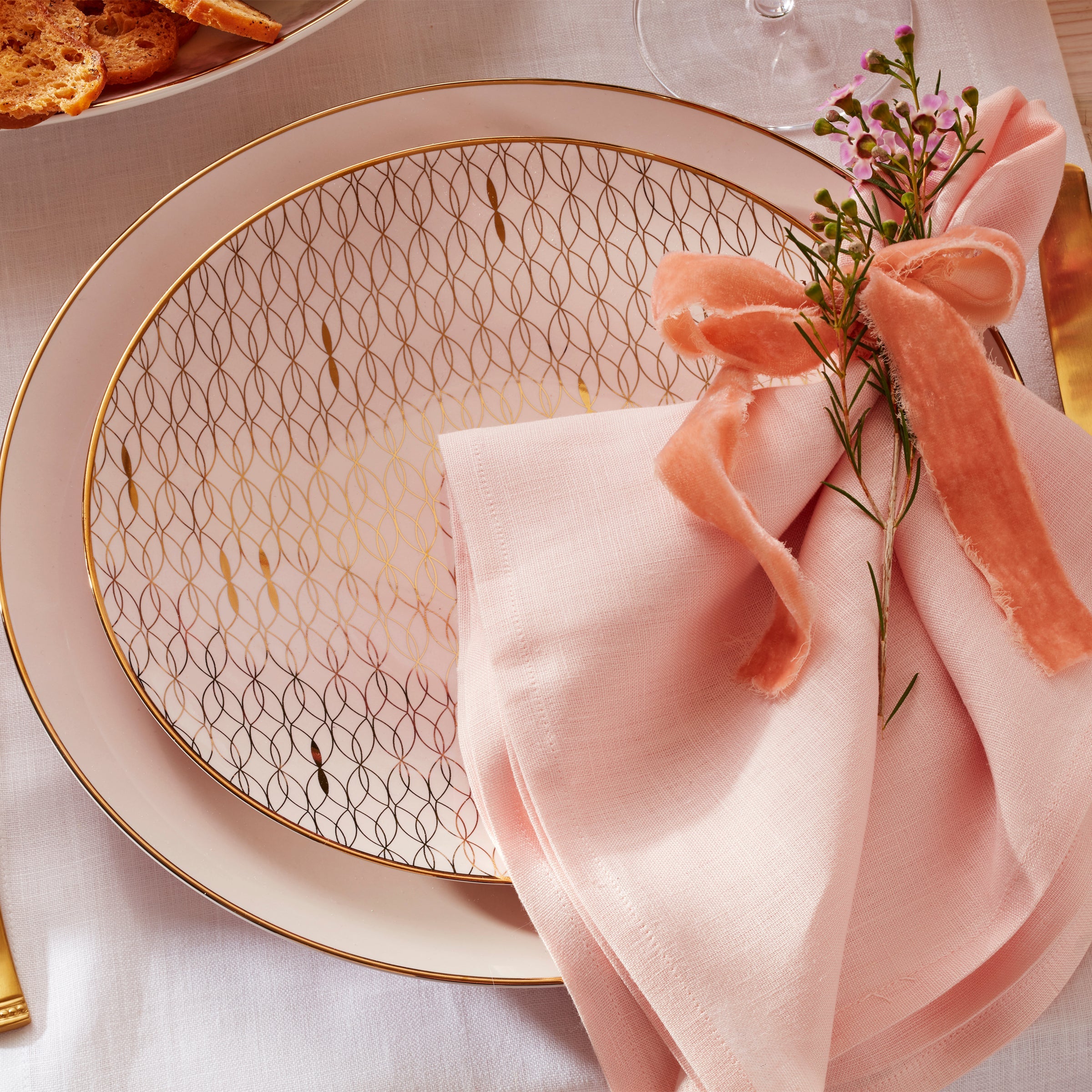 Alternative view of Trianna Blush 4 Piece Place Setting