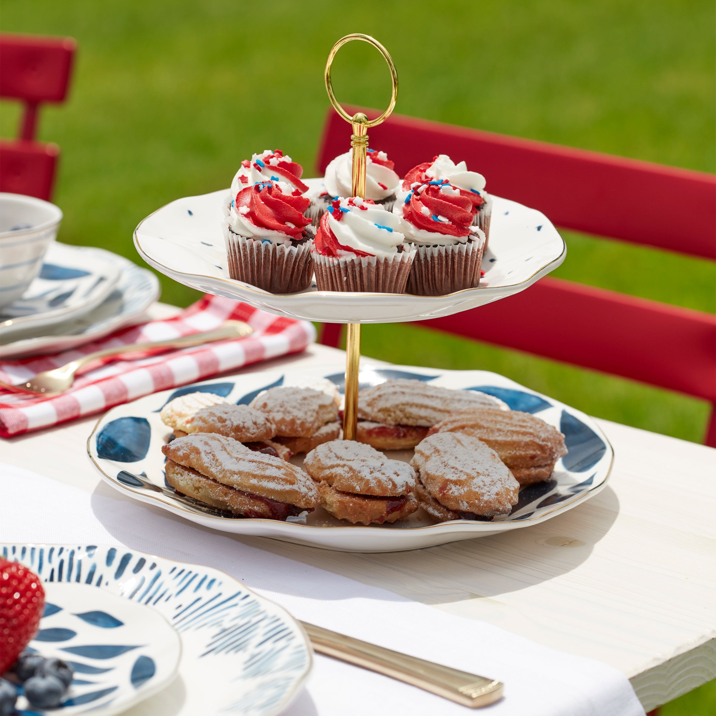 Blue Bay 2 Tiered Server - Image 4