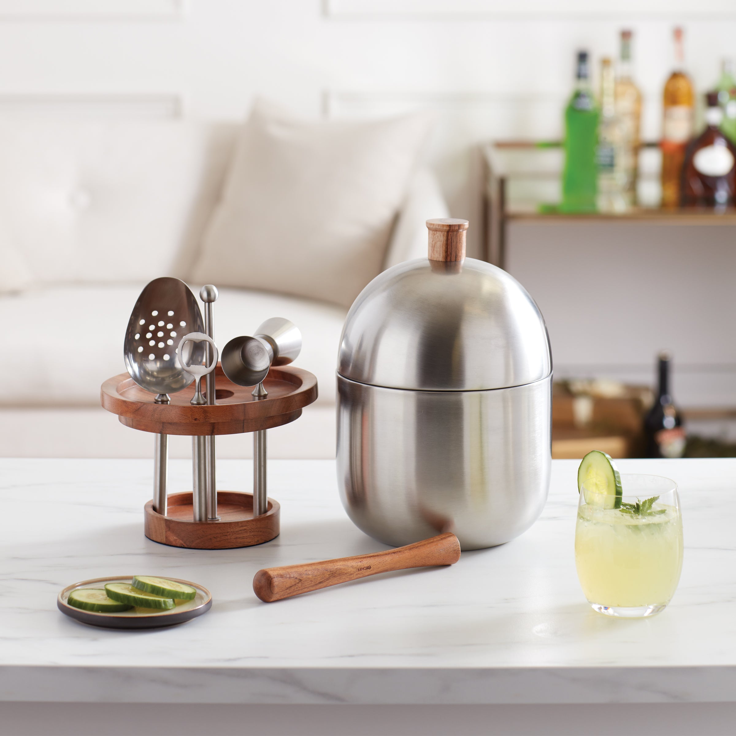 Cocktail Party Brushed Gold Bar Tool Set - Image 9