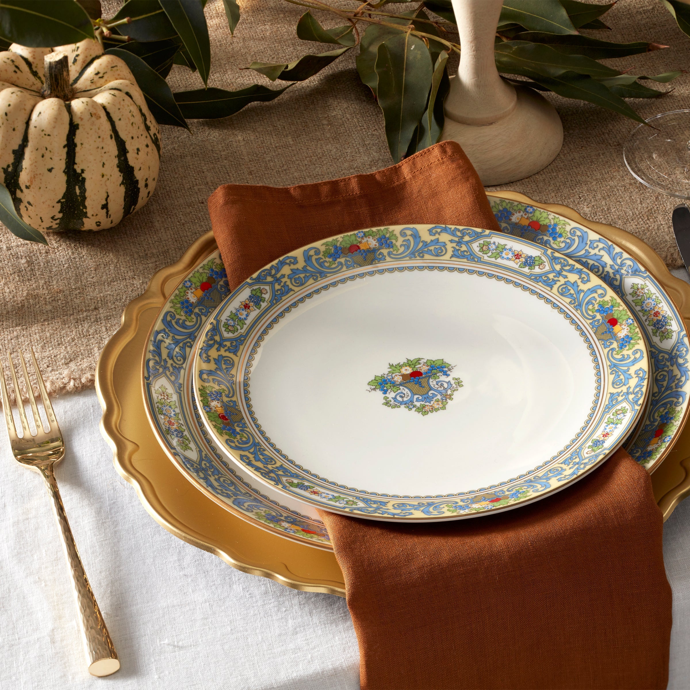 Alternative view of Imperial Caviar Gold 5 Piece Place Setting