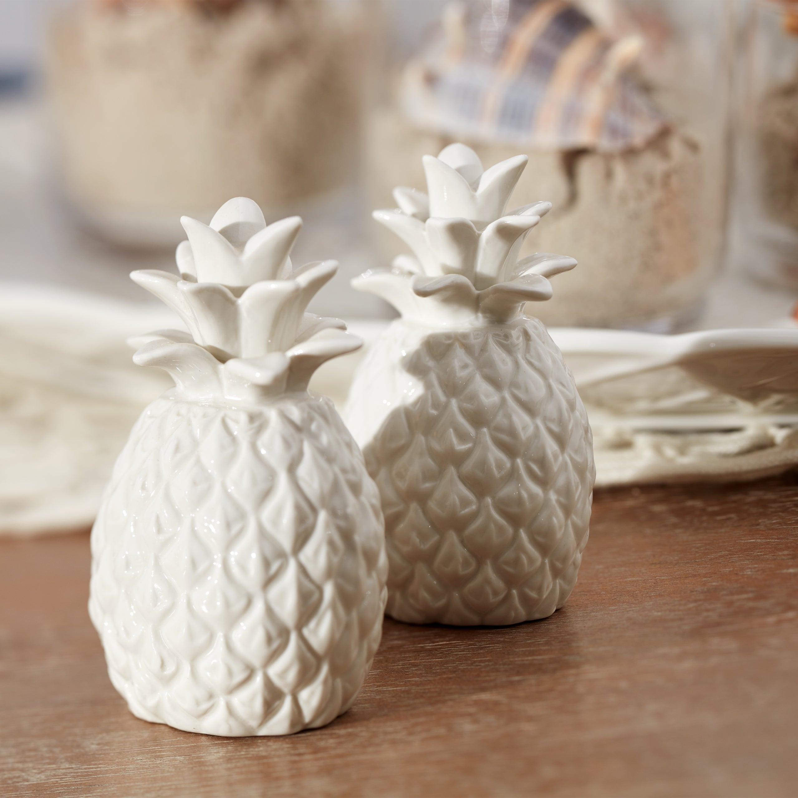 Wicker Creek Pineapple Salt & Pepper Set - Image 6