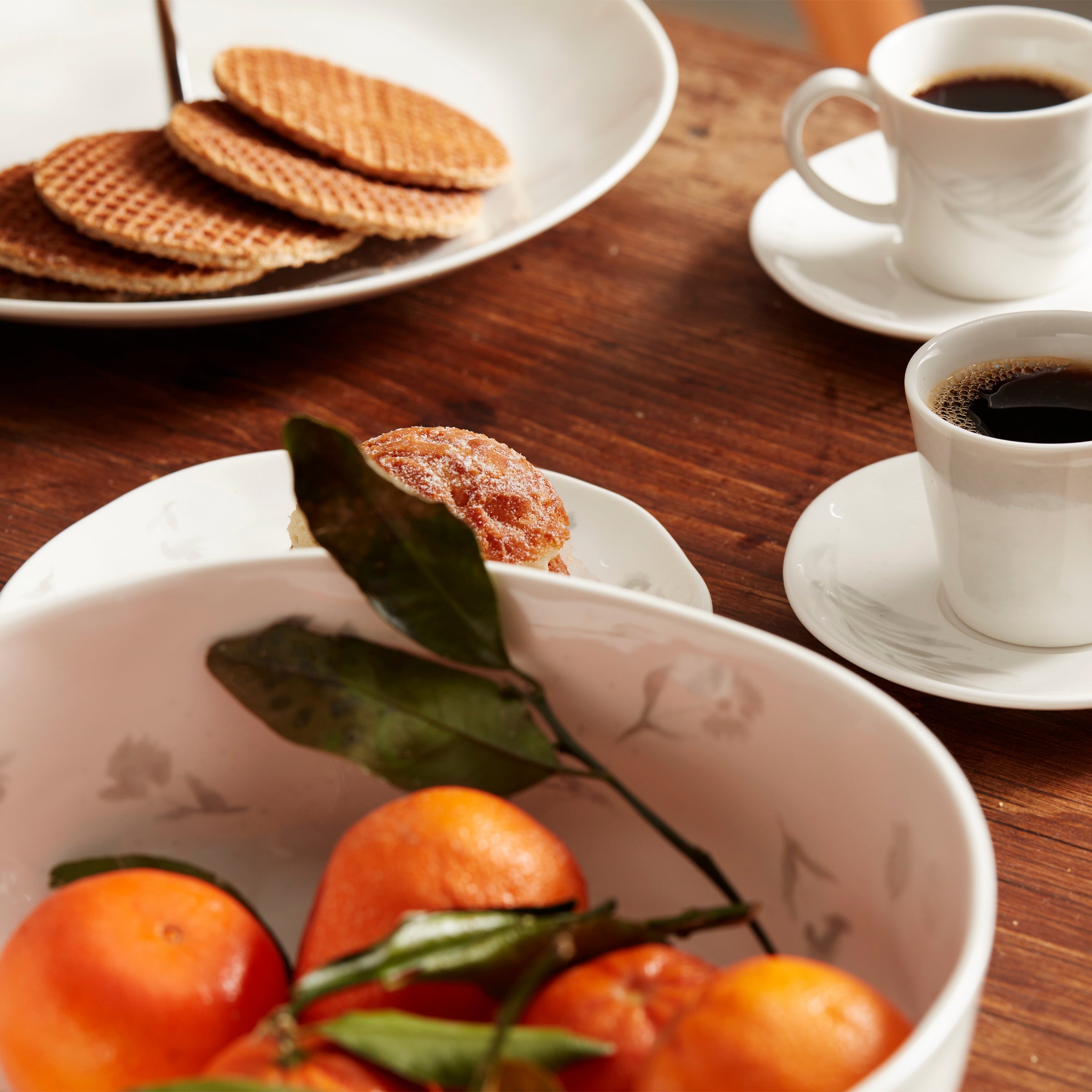 Oyster Bay 2 Piece Nesting Serving Bowls - Image 4