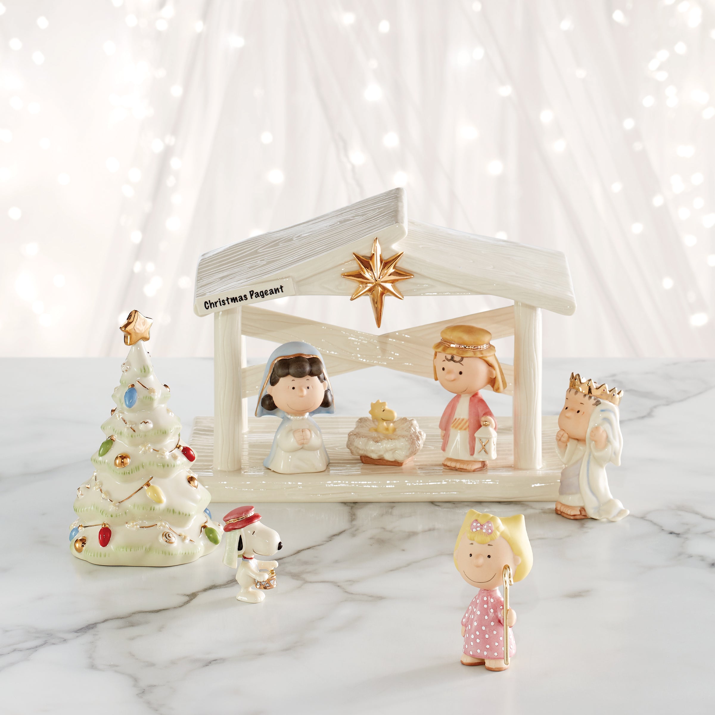 Alternative view of Peanuts 7 Piece Christmas Pageant Figurines