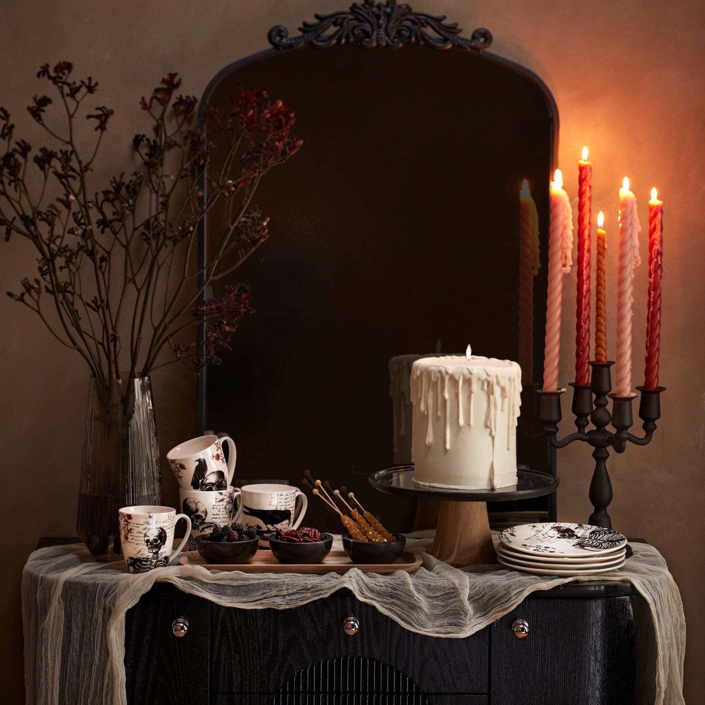 LX Collective Cake Plate - Image 3