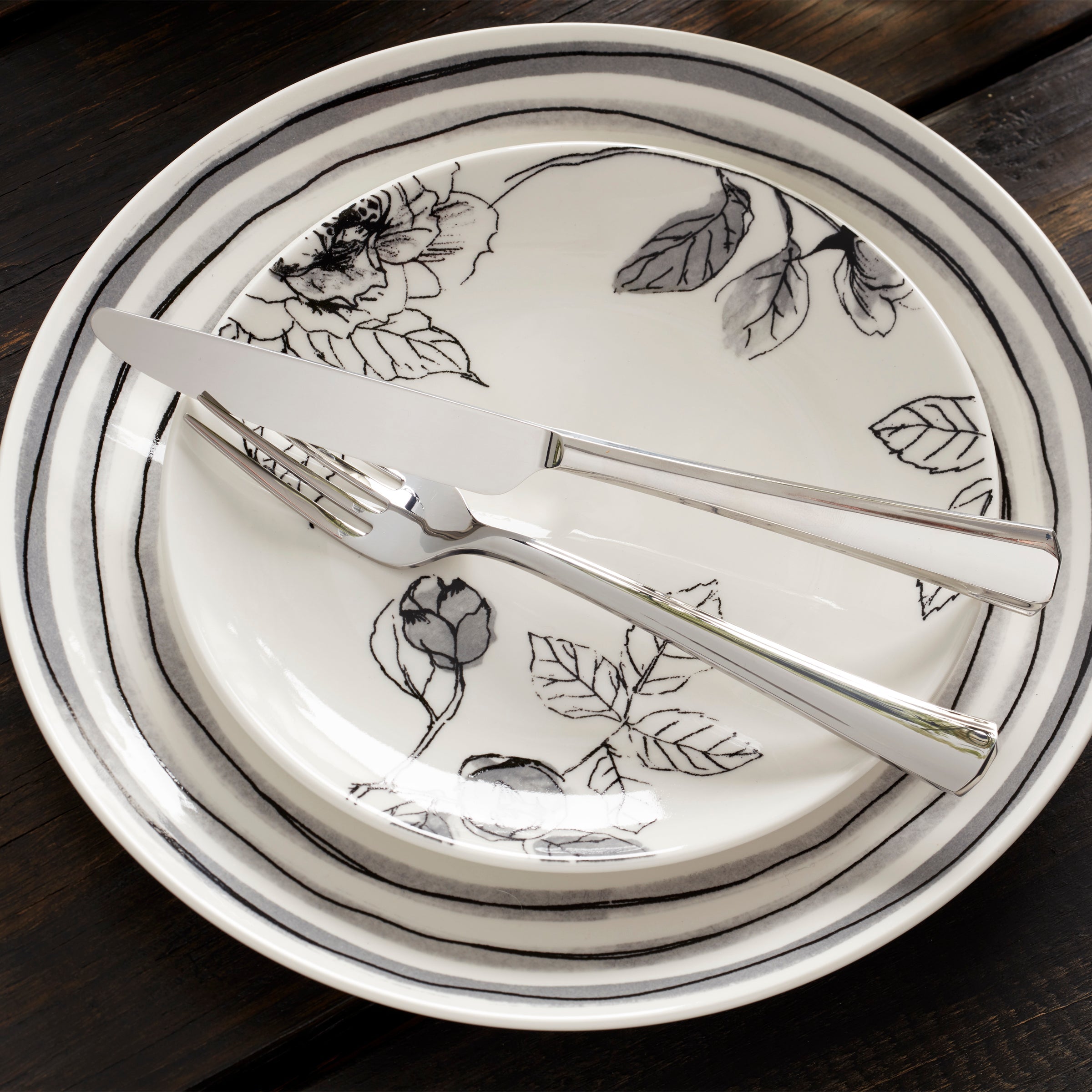 Alternative view of Bleeker 20 Piece Flatware Set