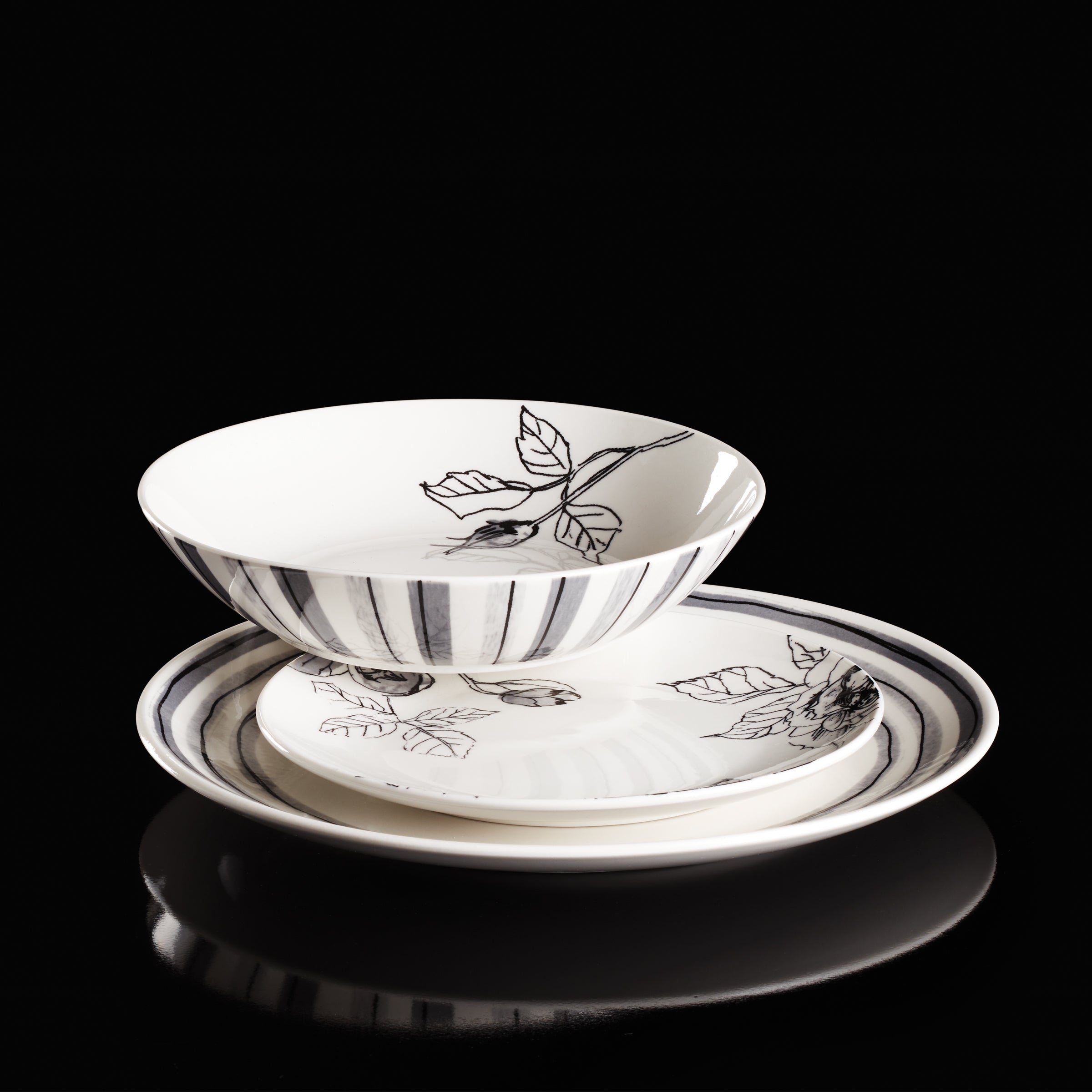 Sketchbook 12 Piece Dinnerware Set - Image 9