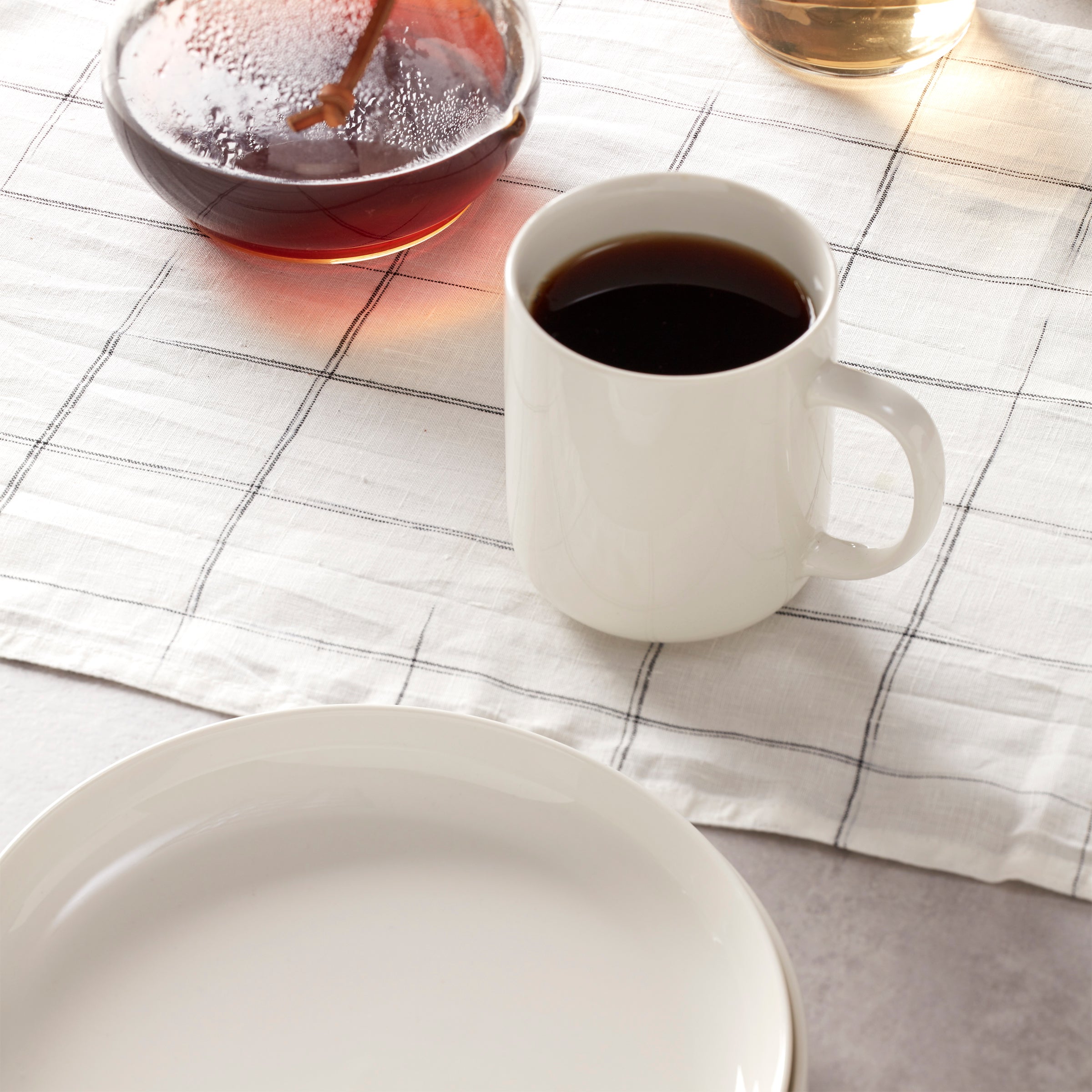 Alternative view of 24 Seven White Mugs   Set of 4