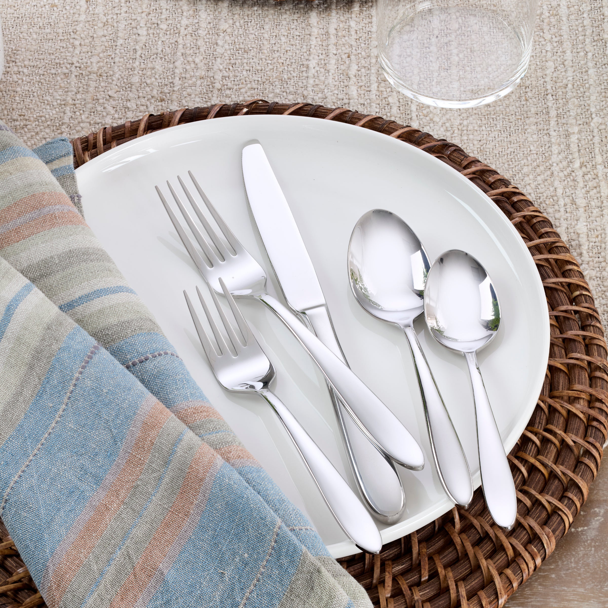 Alternative view of Mooncrest Satin 20 Piece Flatware Set