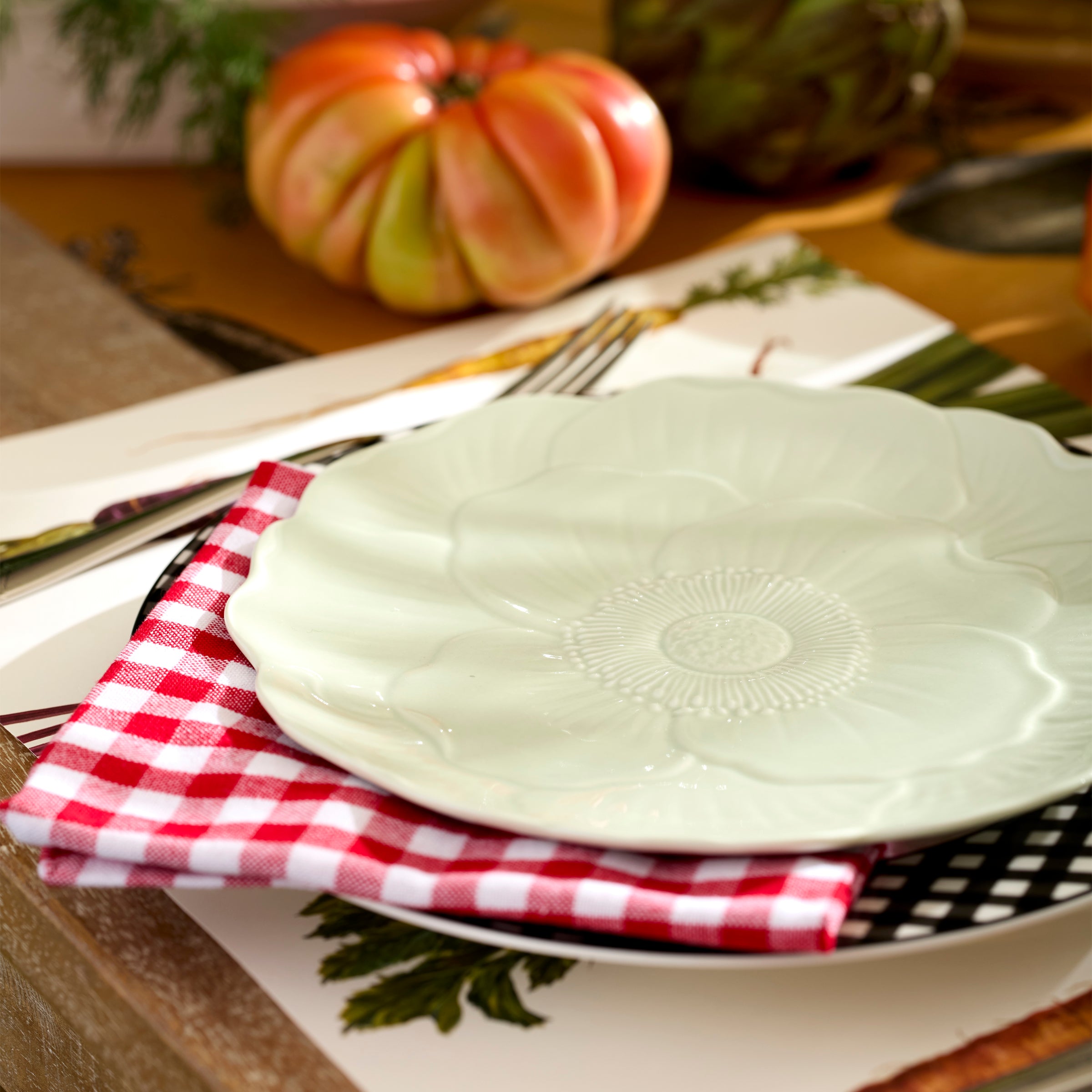 Alternative view of Butterfly Meadow Floral Green Accent Plates   Set of 4