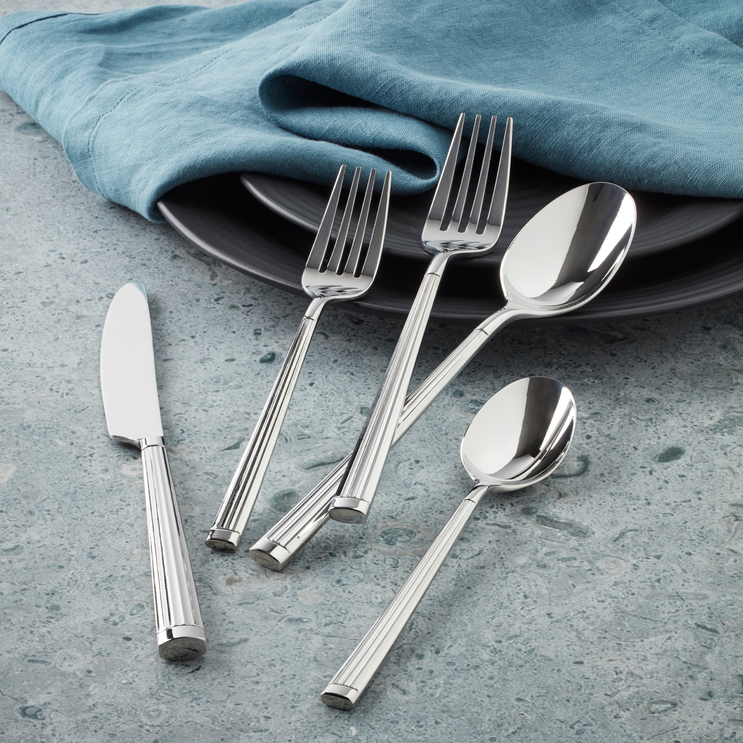 Alternative view of Robyn 20 Piece Flatware Set