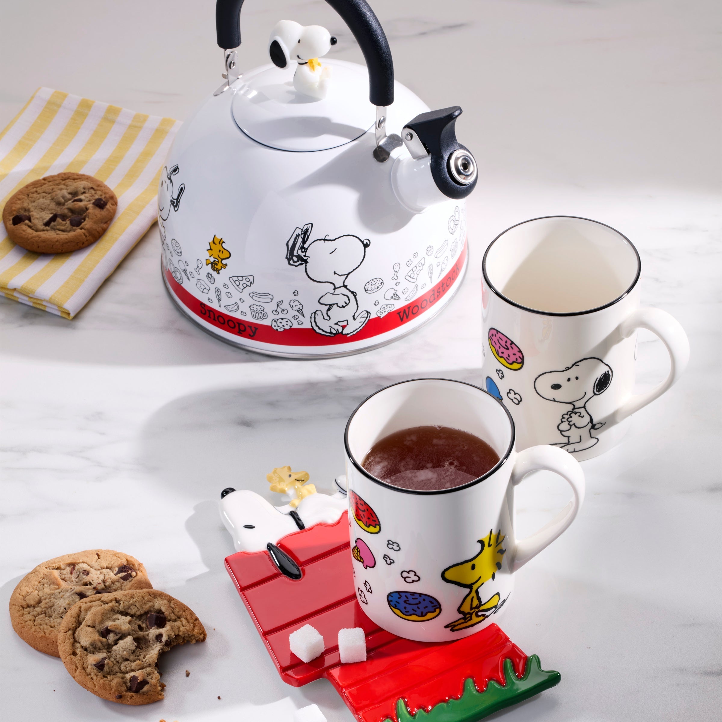 Alternative view of Chef Snoopy Mugs   Set of 4