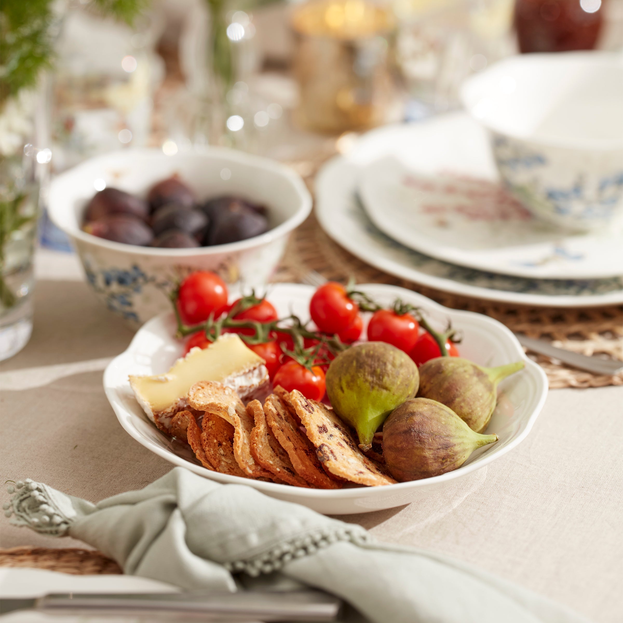 Alternative view of Butterfly Meadow Herbs Pasta Bowls   Set of 4