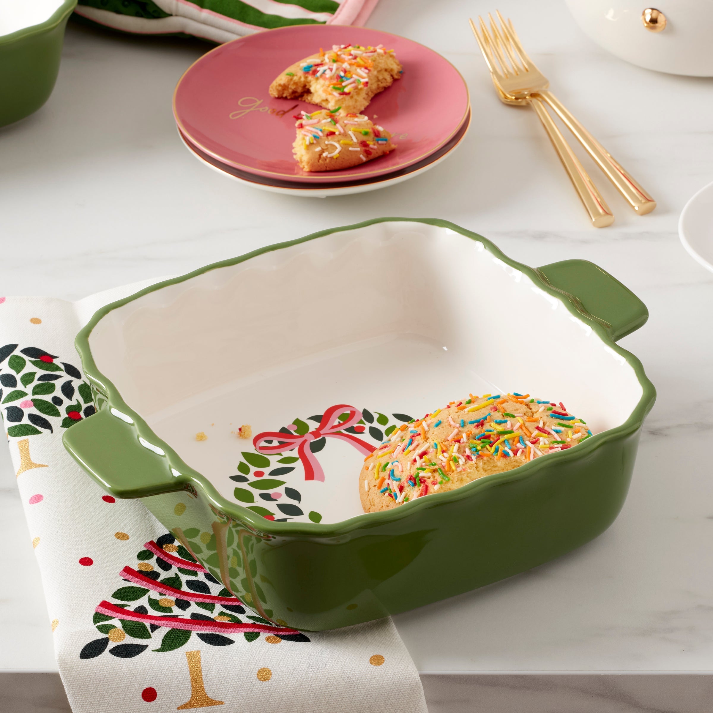 Evergreen Square Scallop Baking Dish - Image 4