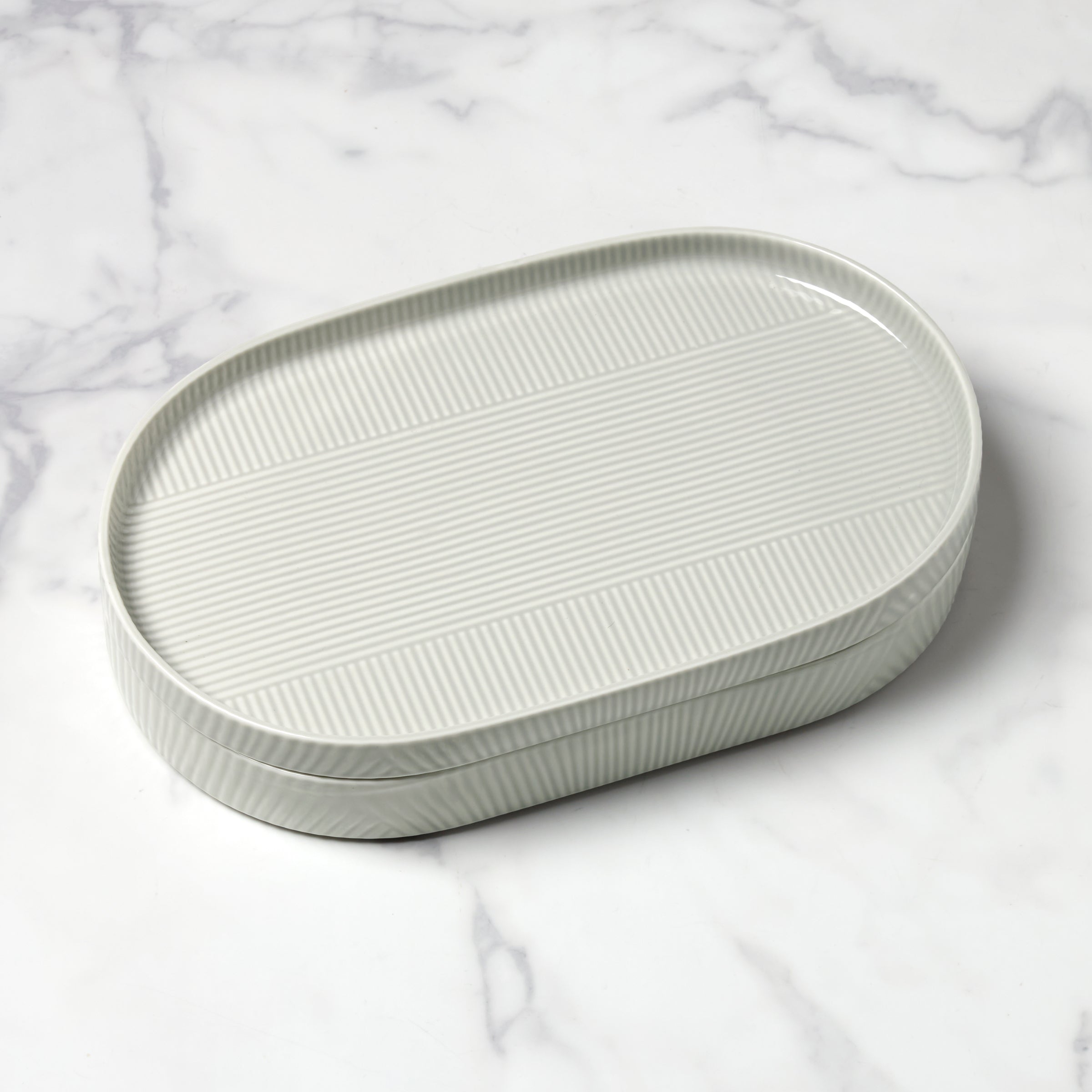 Alternative view of Modulus Vapor 2 Piece Serving Set