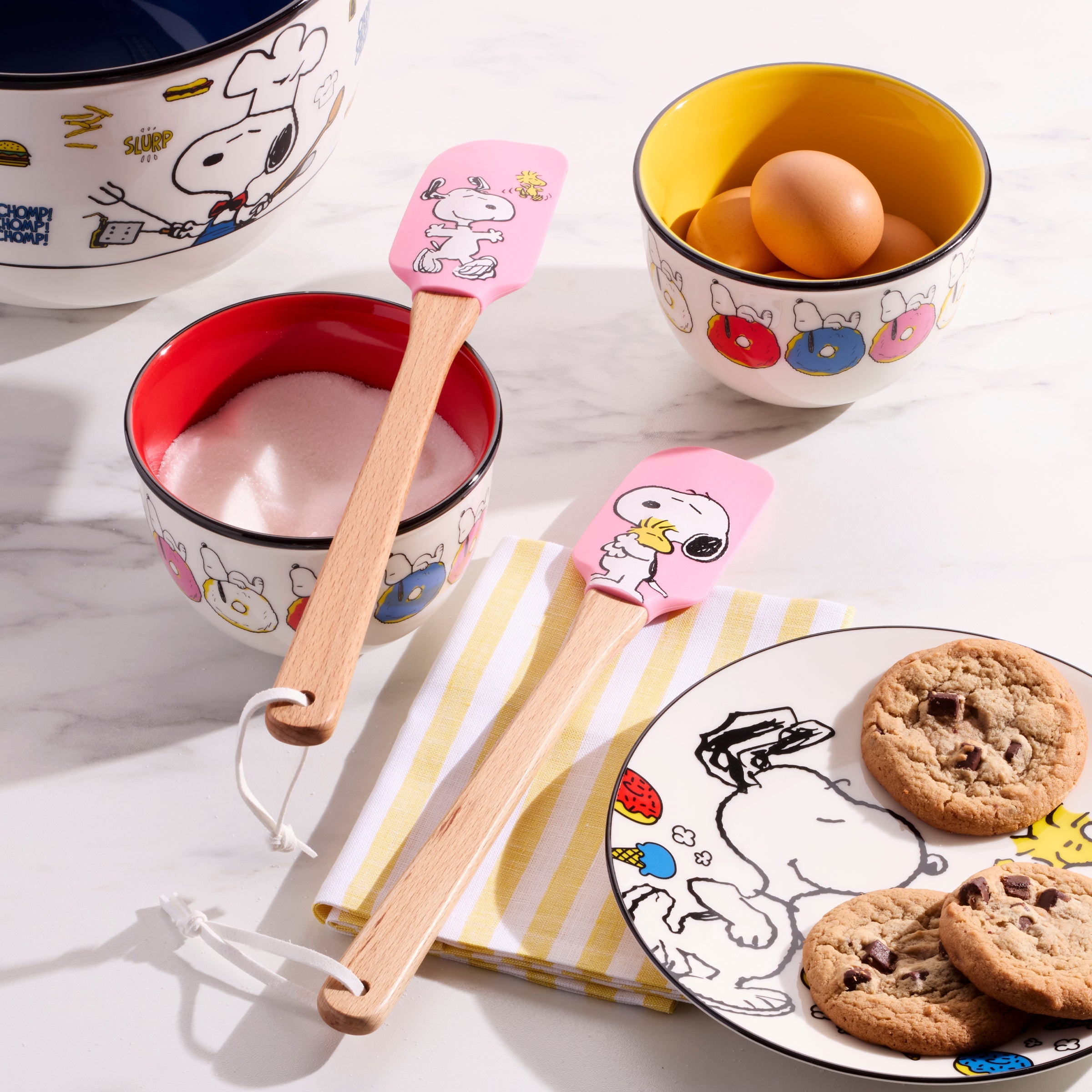 Alternative view of Chef Snoopy Pink Spatulas   Set of 2