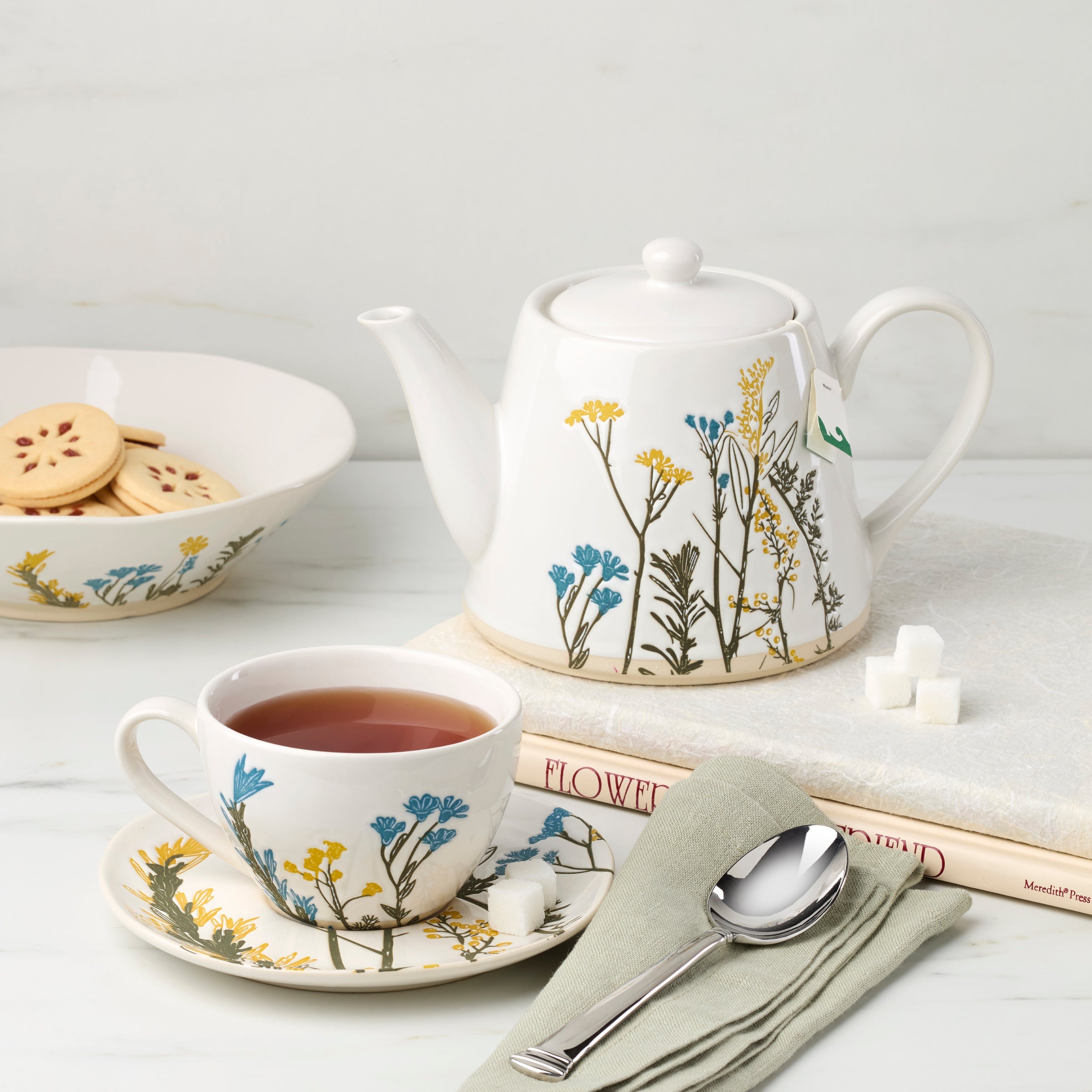 Alternative view of Wildflowers Tea Cup & Saucer   Set of 4