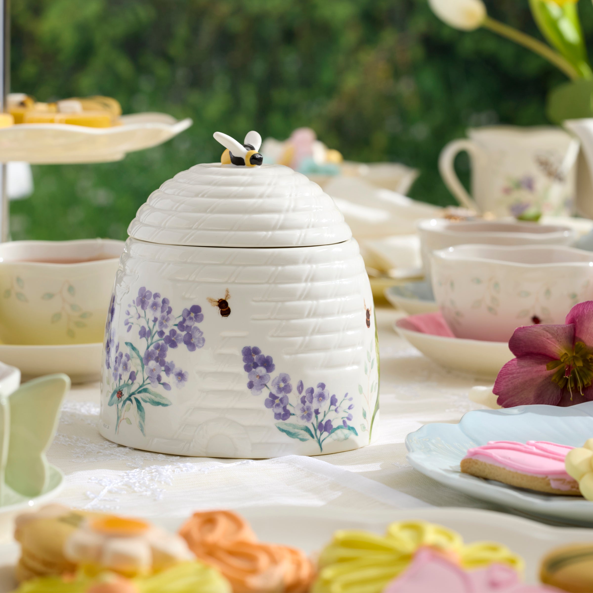 Butterfly Meadow Honeycomb Candy Jar - Image 4