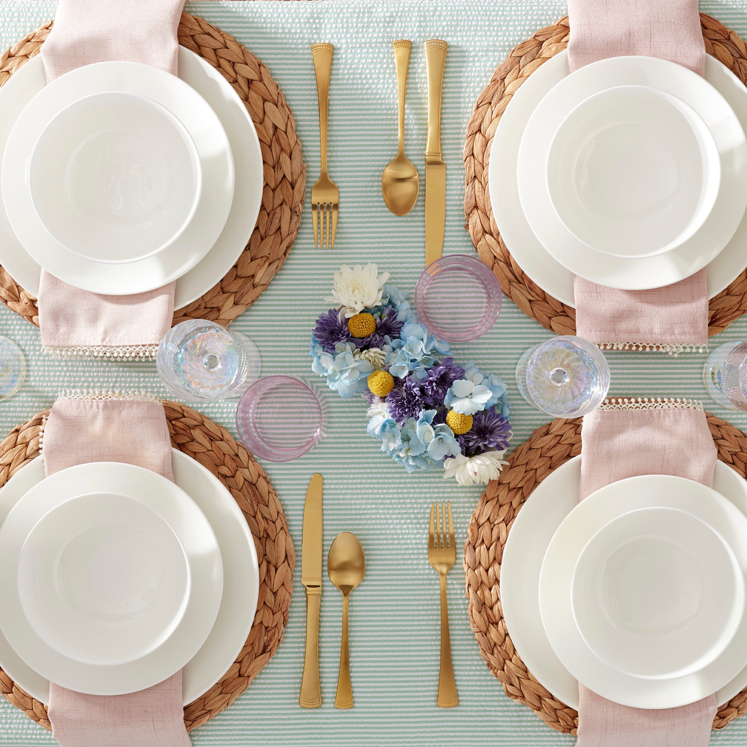 Alternative view of Studio 1414 Coupe 16 Piece Dinnerware Set