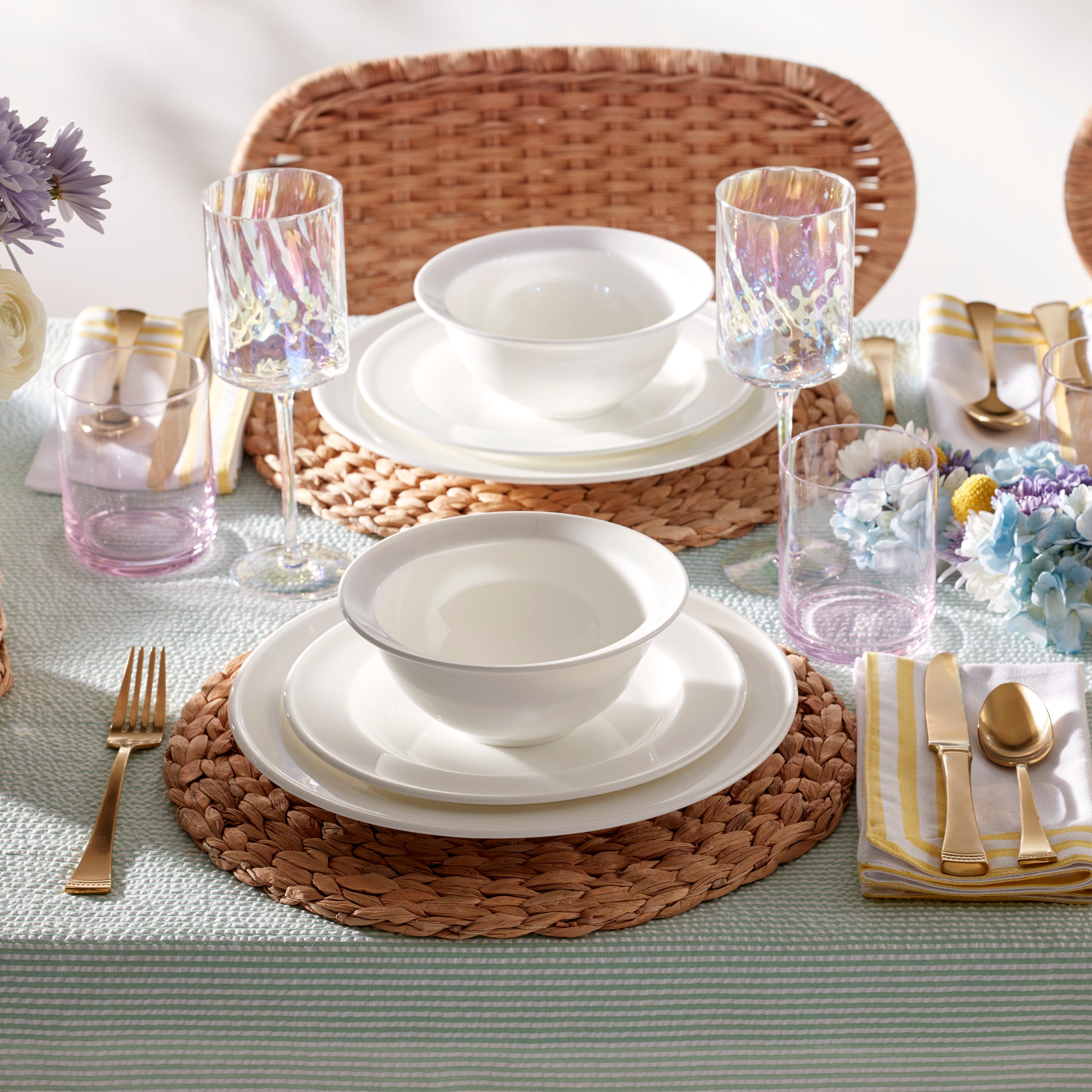 Studio 1414 Rimmed 12 Piece Dinnerware Set - Image 5