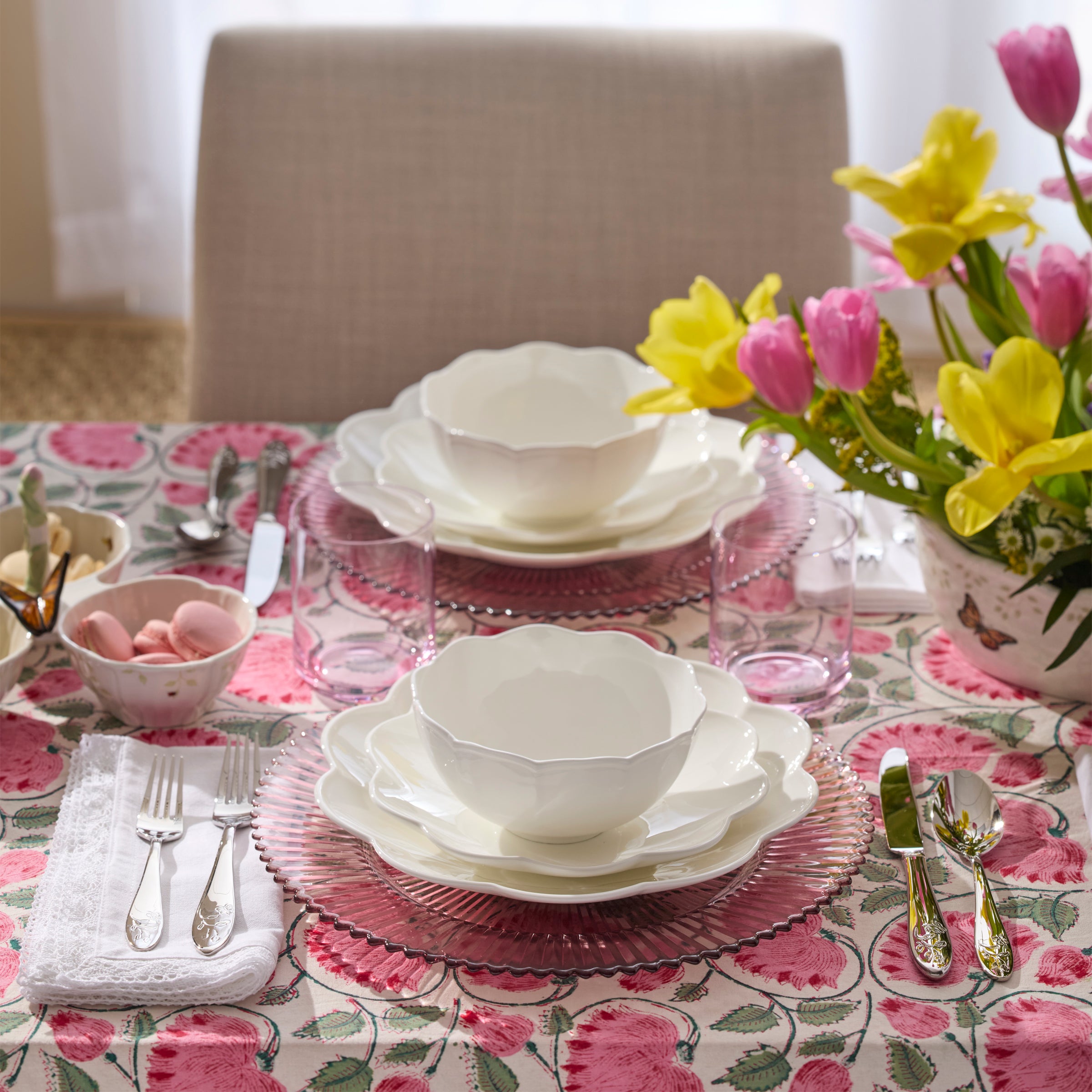 Studio 1414 Scallop 12 Piece Dinnerware Set - Image 5