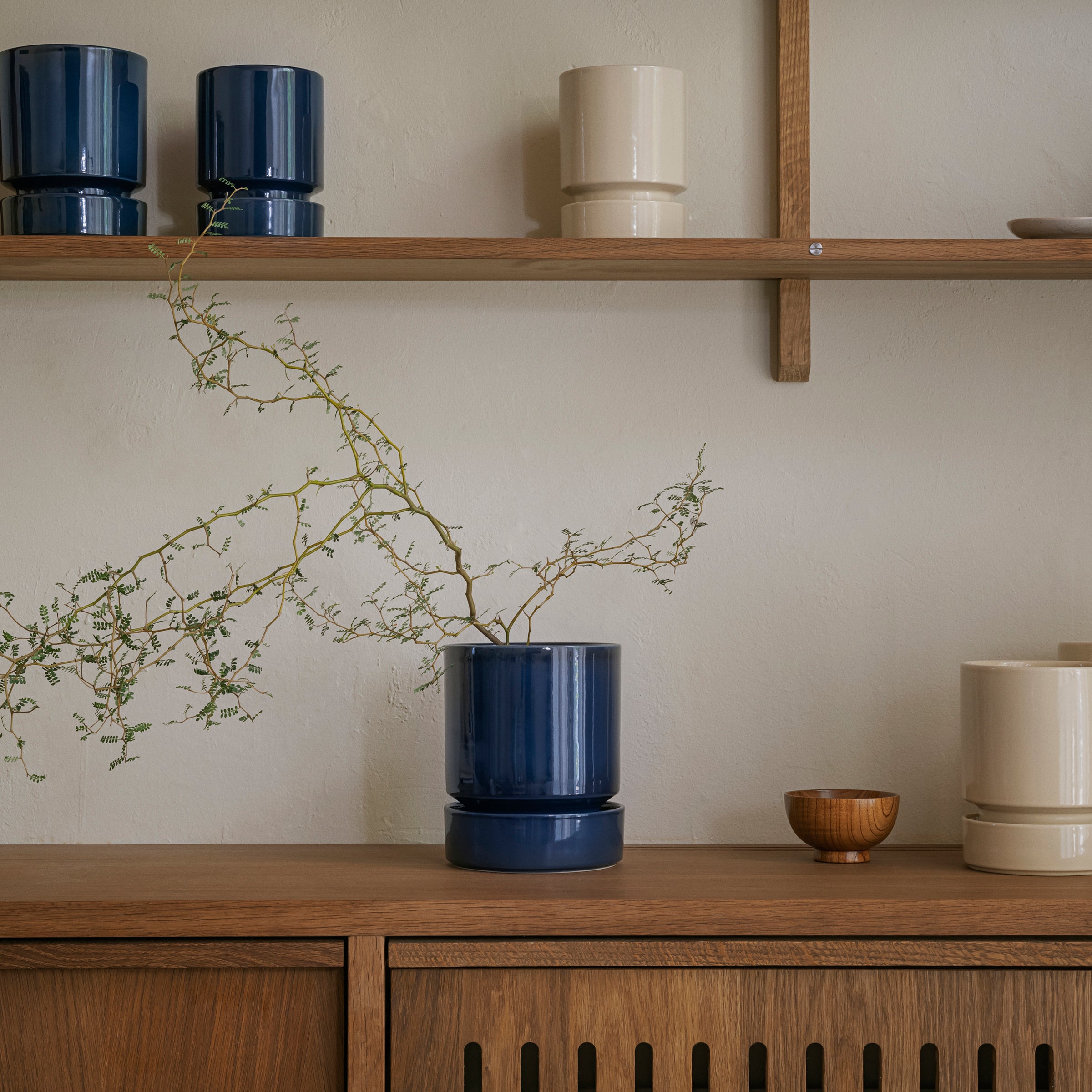 Hoff Glazed Sapphire Blue 12cm Pot with Saucer - Image 3