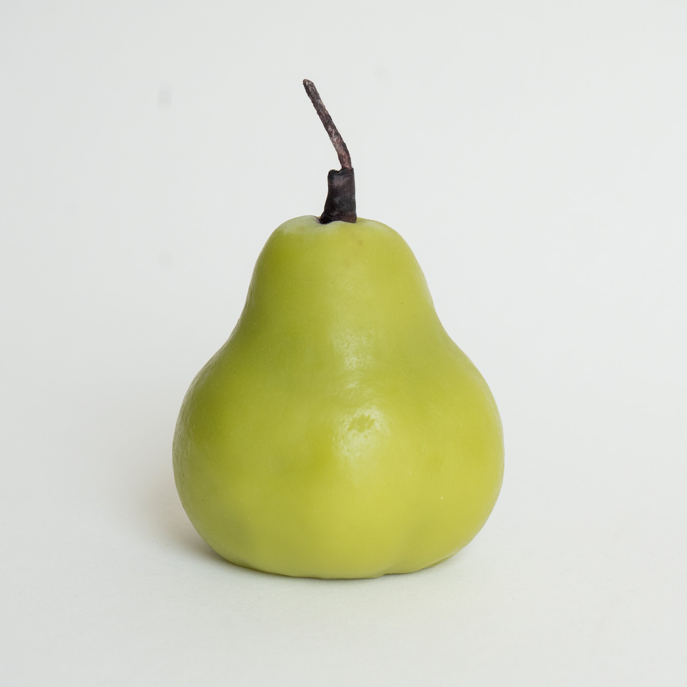 Bartlett Pear Beeswax Candle