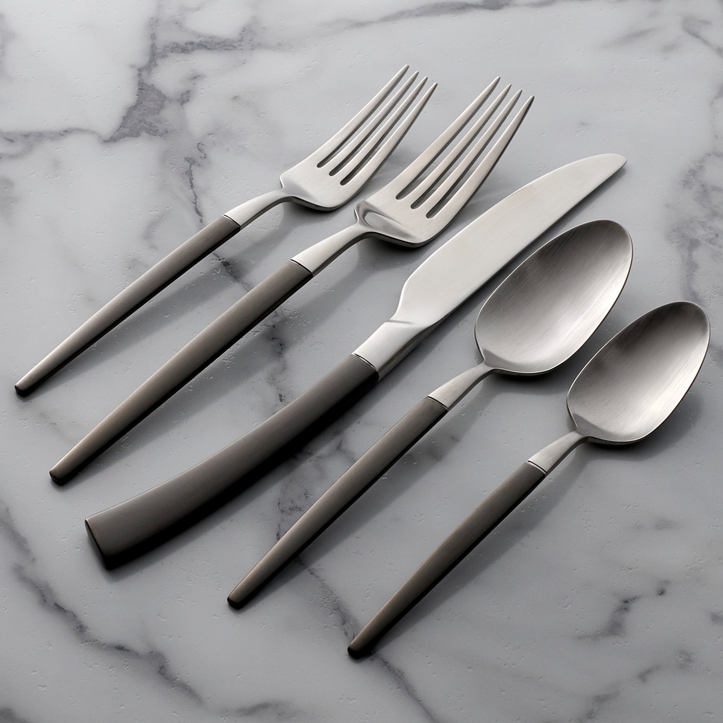 Alternative view of Adjacent Midnight 20 Piece Flatware Set