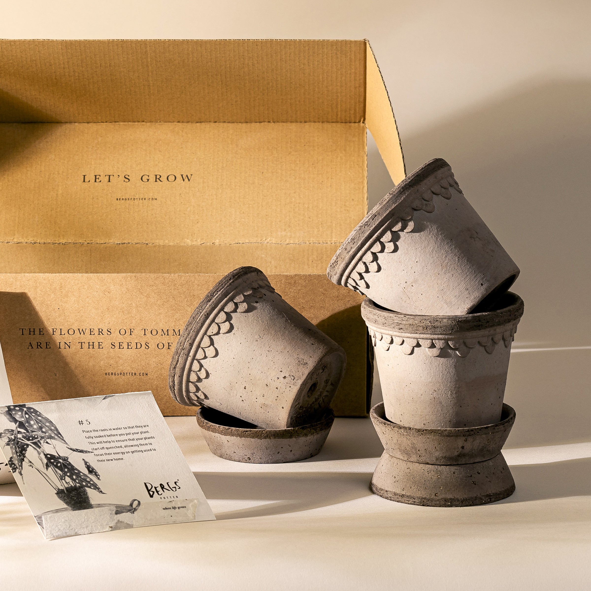 Kobenhavner Raw Nordic Grey 10cm Terracotta Pots, Set of 3