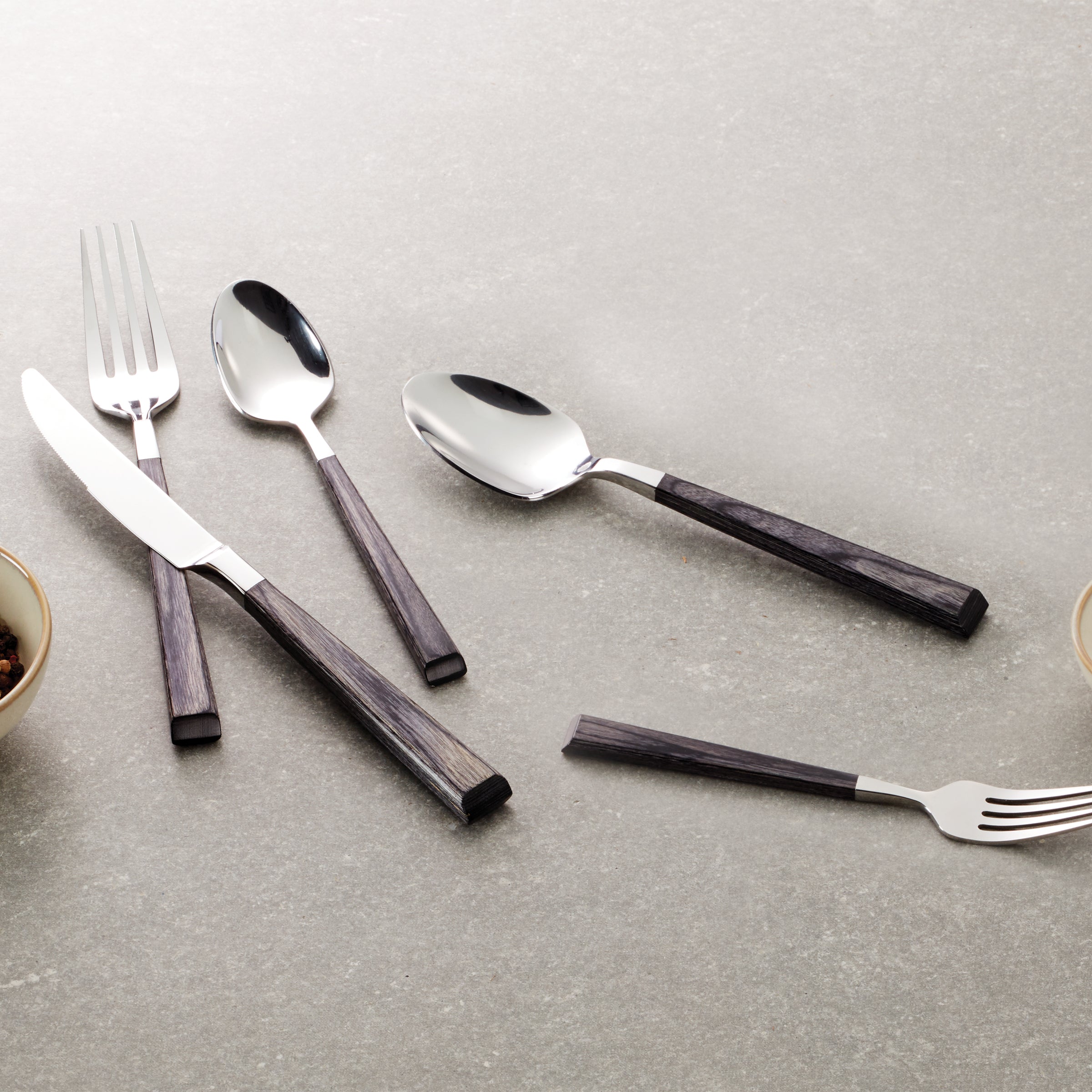 Coronado Charcoal 5 Piece Place Setting - Image 3