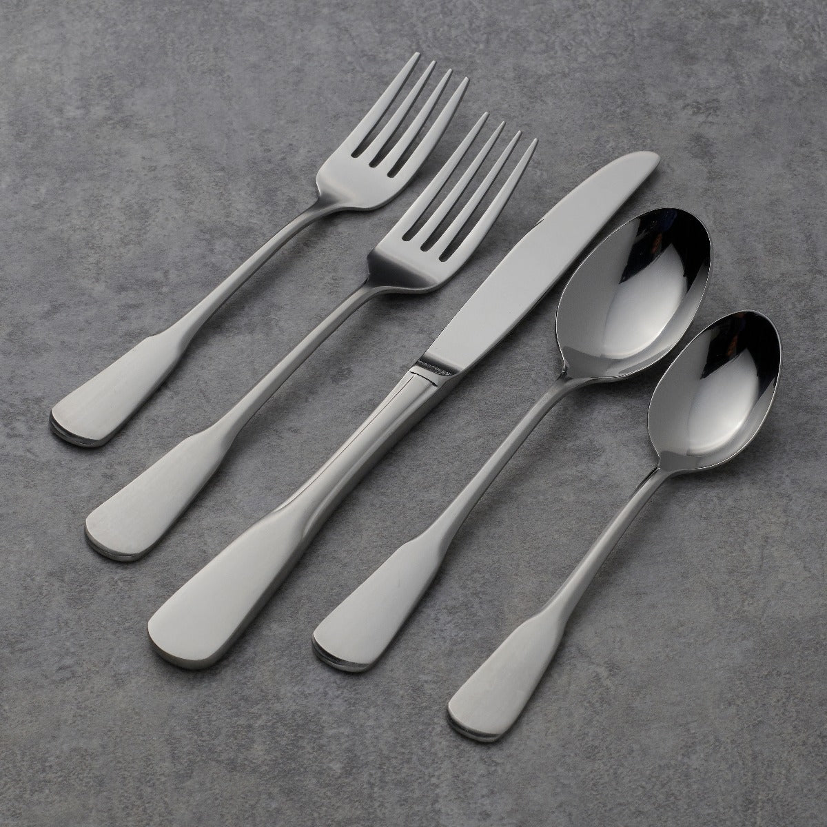Alternative view of Colonial Boston 45 Piece Flatware Set